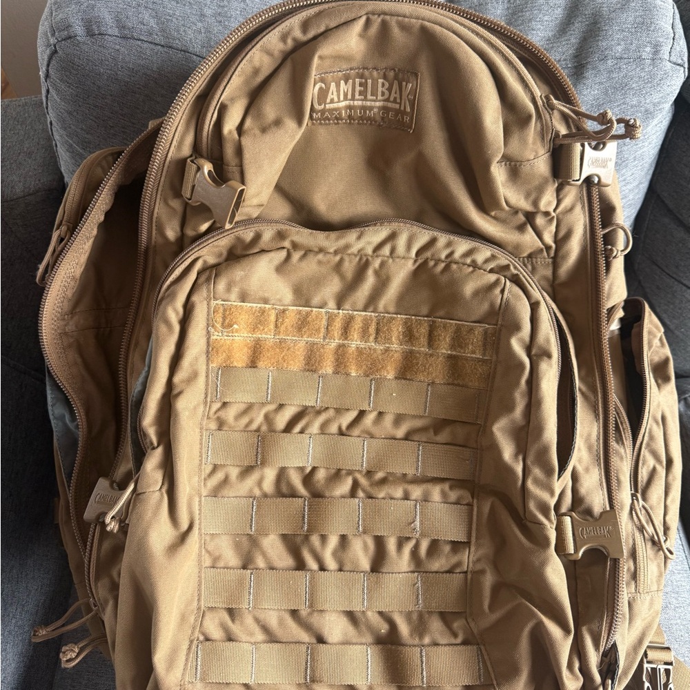 CamelBak Tactical Pack in Coyote Tan  amazing condition